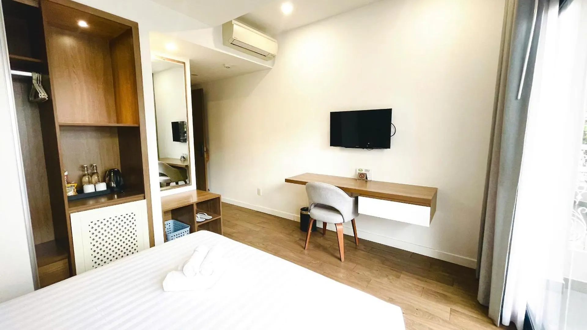 Royal Dragon Boutique Hotel Tan Binh Ho Chi Minh City