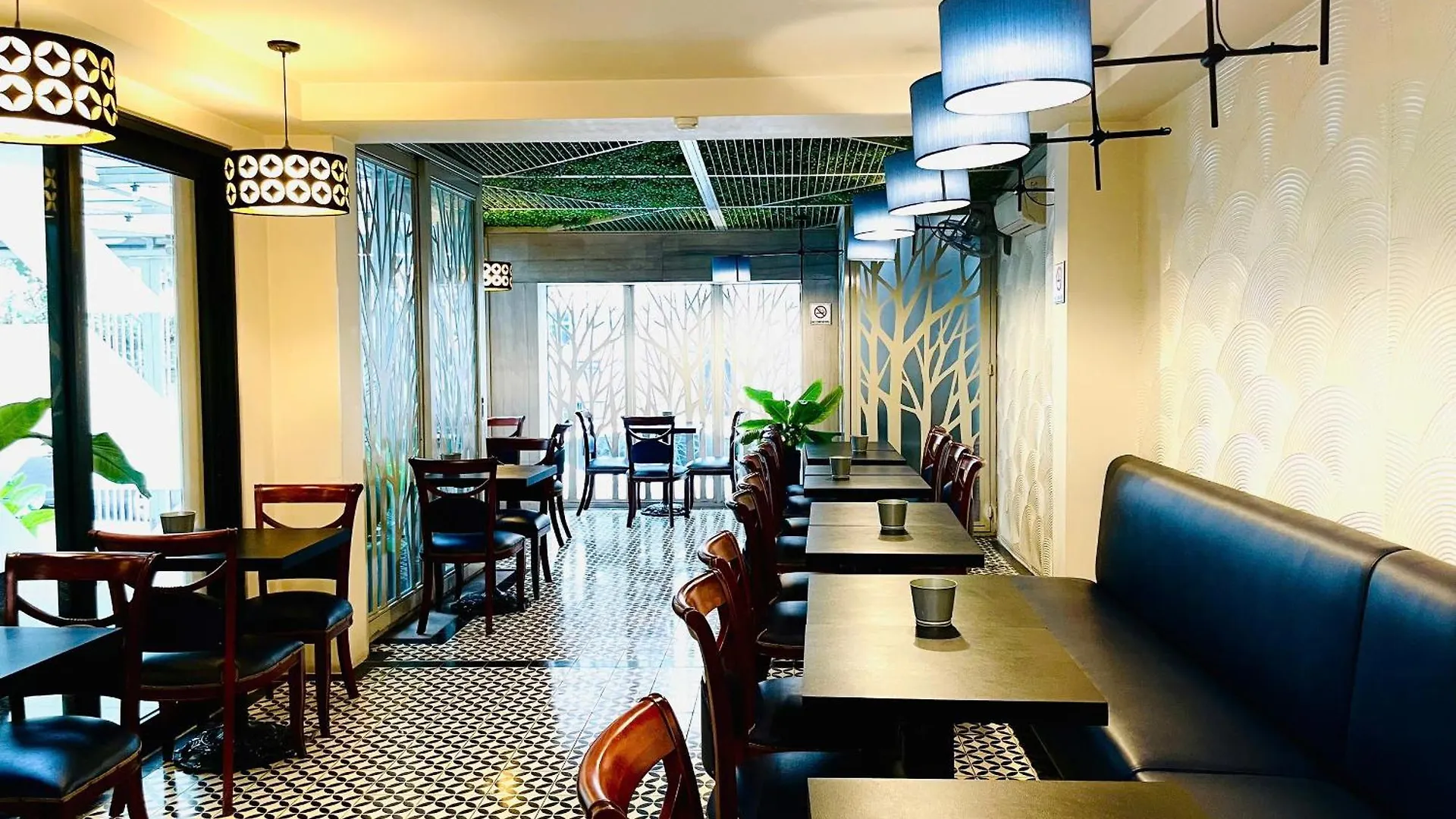 Royal Dragon Boutique Hotel Tan Binh Ho Chi Minh City