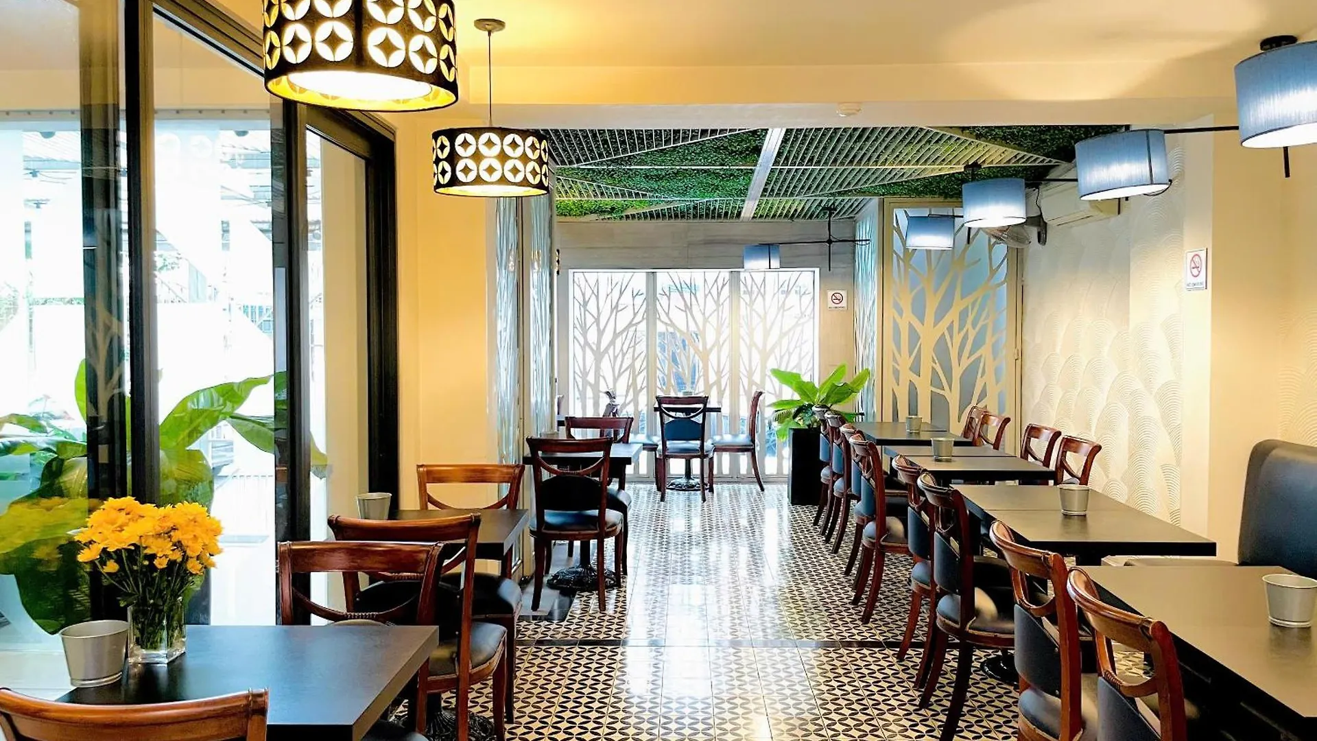 Royal Dragon Boutique Hotel Tan Binh Ho Chi Minh City