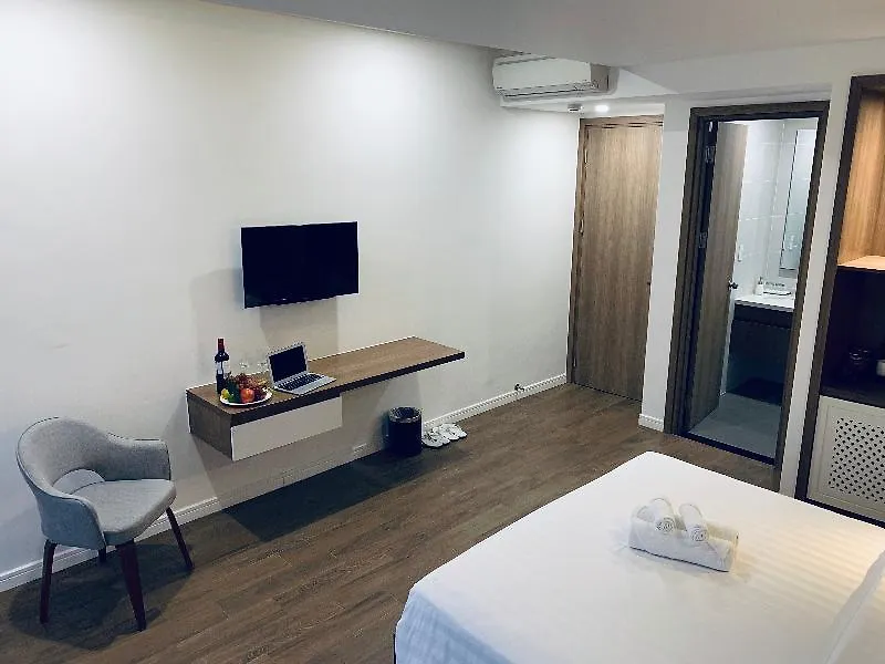 Royal Dragon Boutique Hotel Tan Binh Ho Chi Minh City
