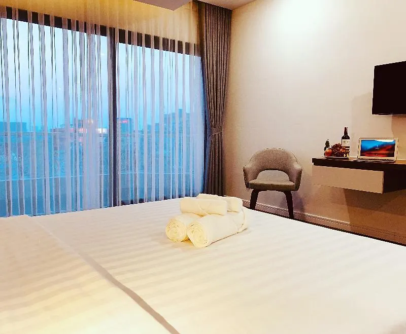 Royal Dragon Boutique Hotel Tan Binh Ho Chi Minh City 3*,