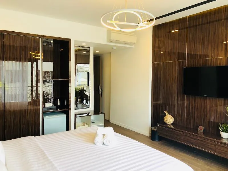 Royal Dragon Boutique Hotel Tan Binh Ho Chi Minh City